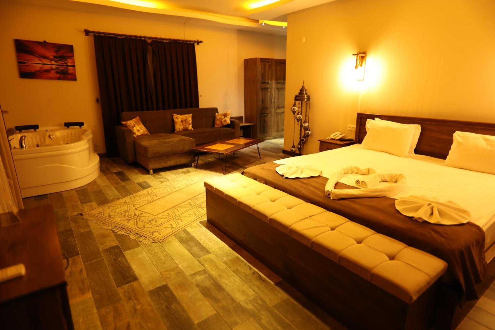 El Nazar Stone Suite Üchisar Bagian luar foto