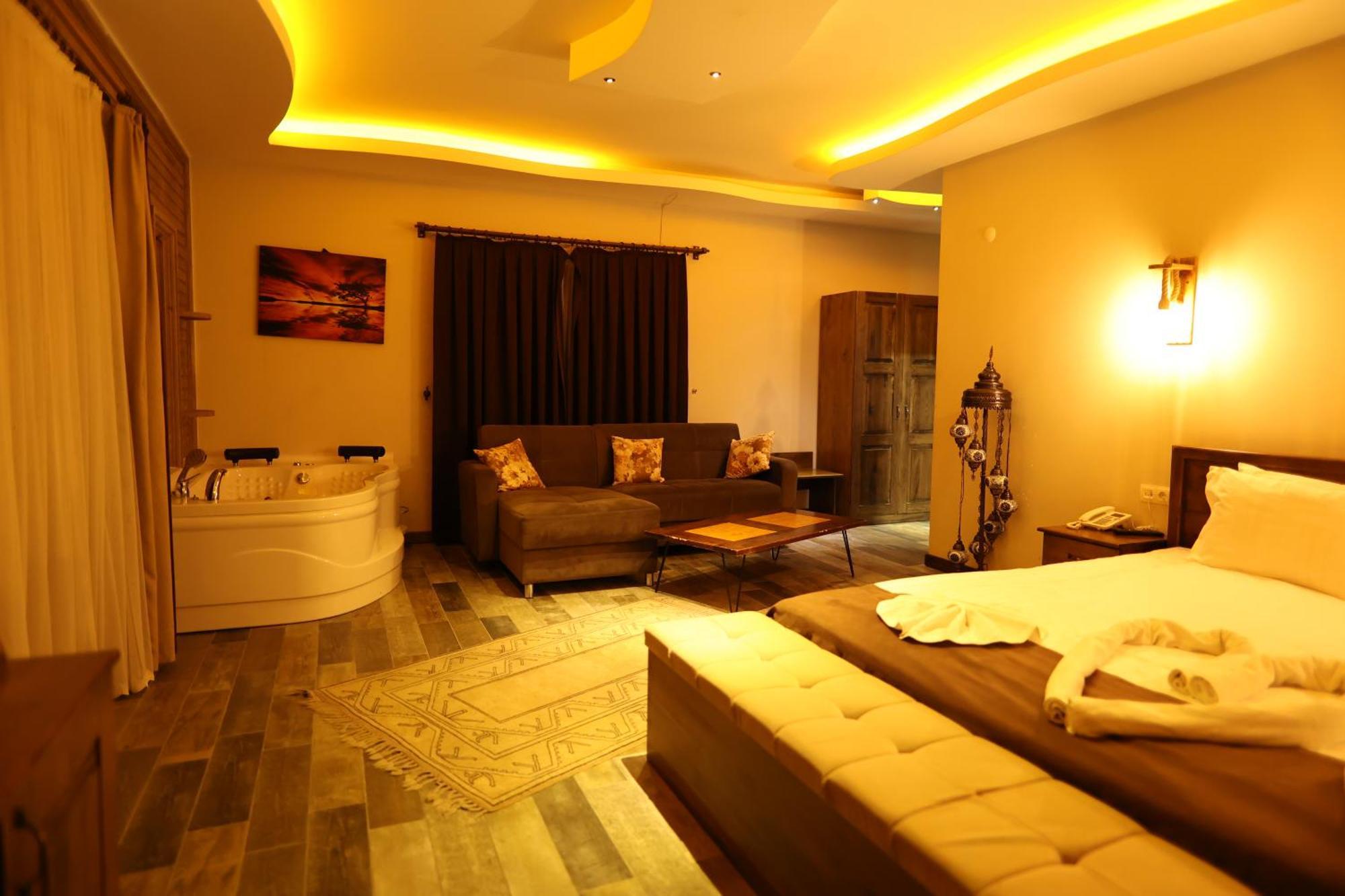 El Nazar Stone Suite Üchisar Bagian luar foto