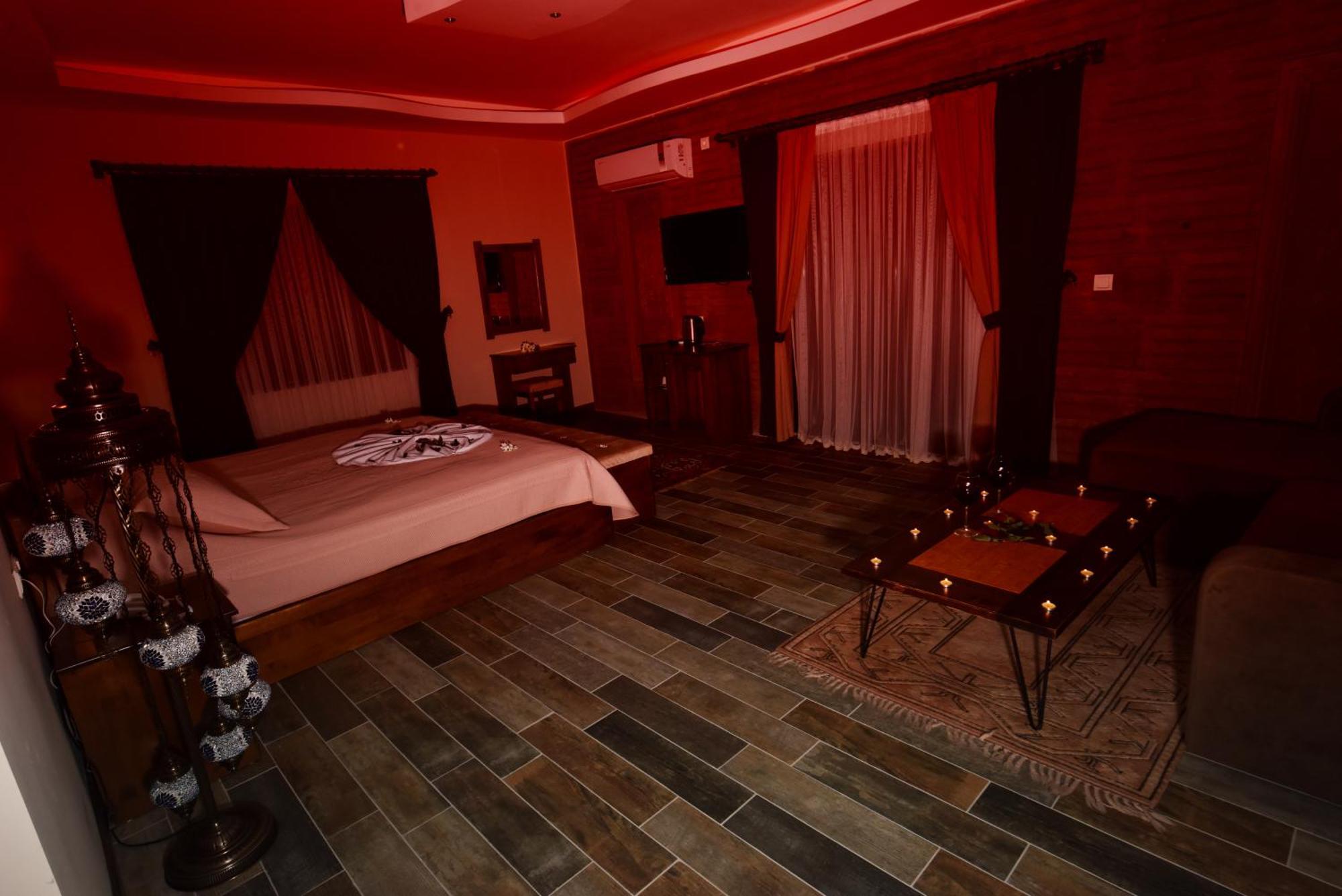 El Nazar Stone Suite Üchisar Bagian luar foto